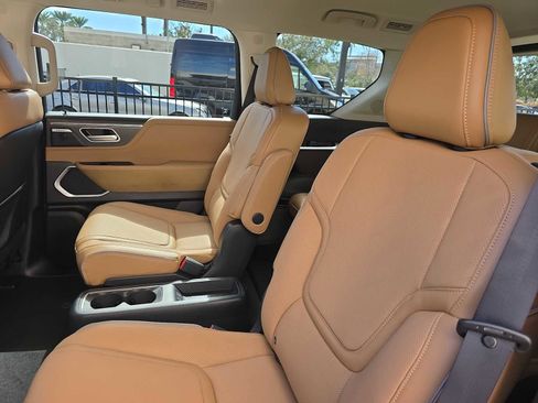 New 2026 INFINITI QX80 Luxe w/ Cargo Package image 16