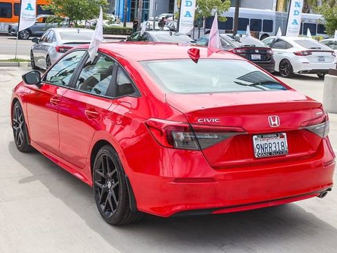 Used 2024 Honda Civic Sport image 7