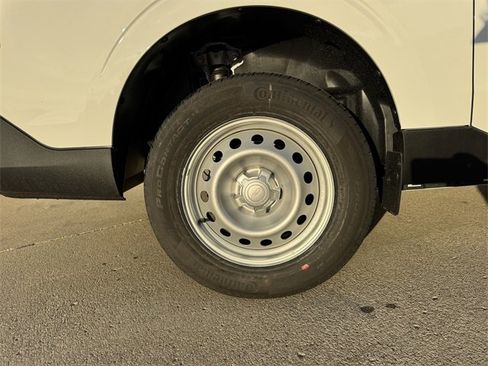 New 2025 Ford Maverick XL w/ Equipment Group 101A image 11