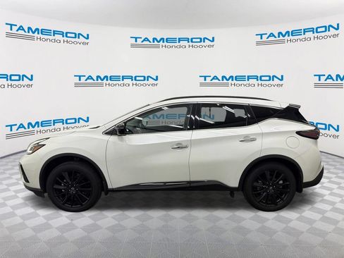 Used 2024 Nissan Murano SV w/ SV Midnight Edition Package FWD image 2