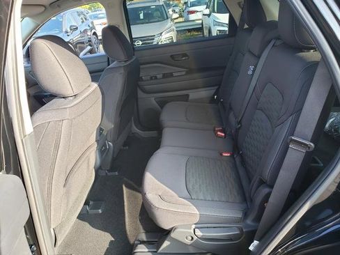 New 2025 Nissan Pathfinder SV w/ Black Appearance Package image 14