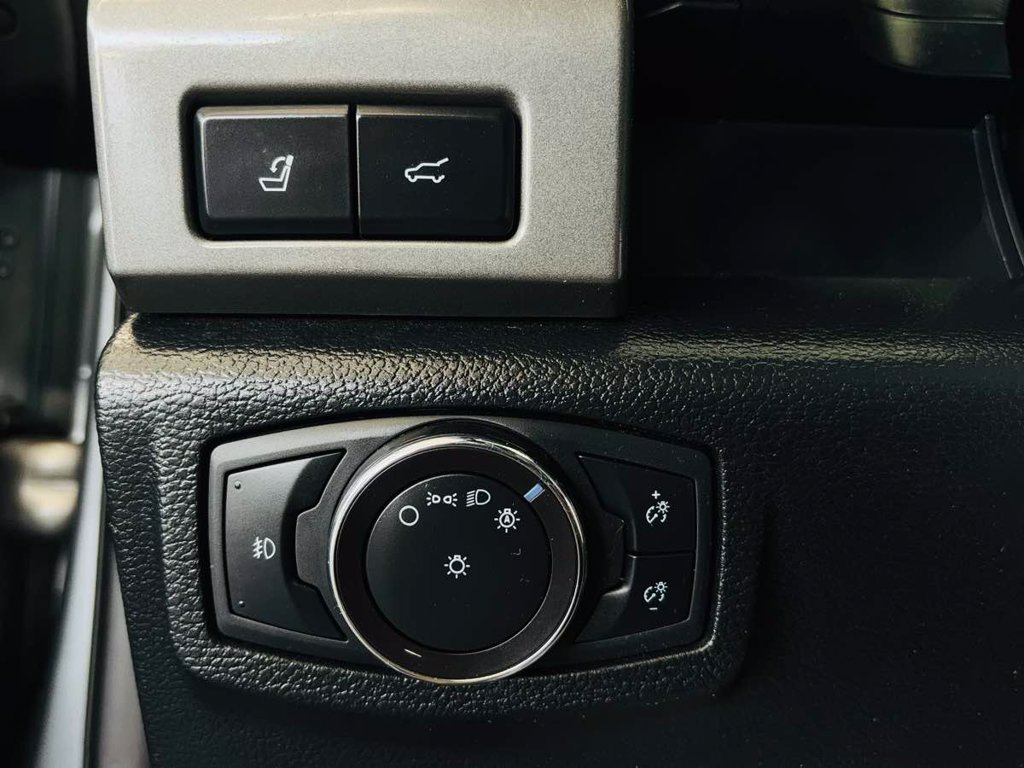Used 2020 Ford Expedition XLT w/ Equipment Group 202A AWD/4WD image 56