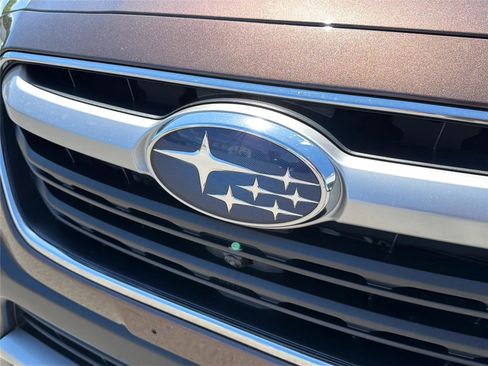 Used 2022 Subaru Outback Touring XT AWD/4WD image 9