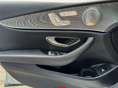 Used 2021 Mercedes-Benz E 350 4MATIC Sedan image 35