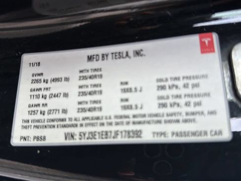 Used 2018 Tesla Model 3 Long Range AWD/4WD image 22