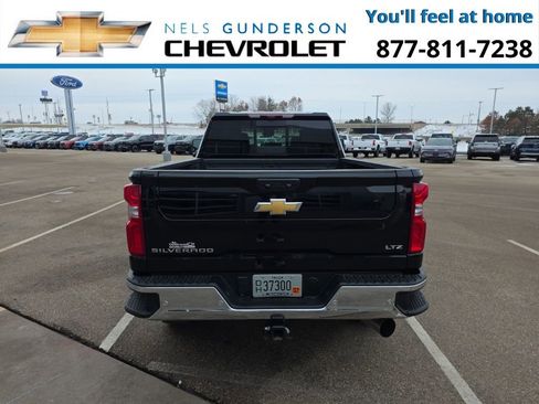 Used 2024 Chevrolet Silverado 3500 LTZ w/ LTZ Premium Package image 6
