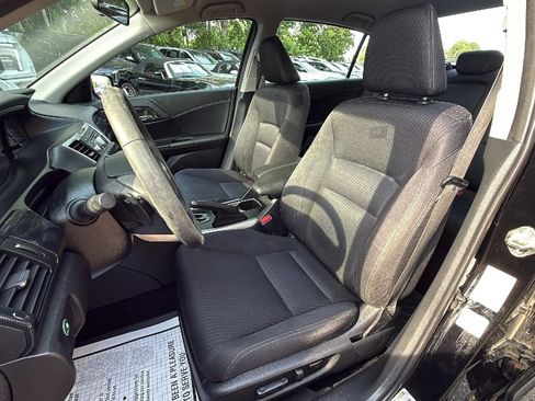 Used 2014 Honda Accord Sport image 19