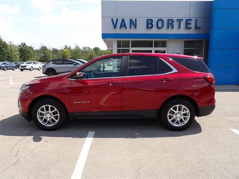 Certified 2024 Chevrolet Equinox LT AWD/4WD image 2