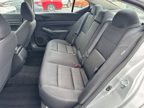 Used 2024 Nissan Altima 2.5 SV FWD image 6