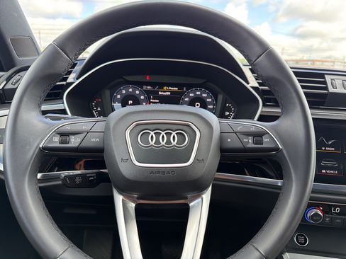 Used 2025 Audi Q3 2.0T Premium Plus AWD/4WD image 13