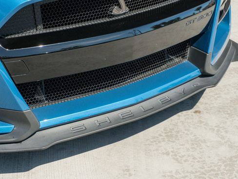 Used 2021 Ford Mustang Shelby GT500 w/ Technology Package RWD image 34