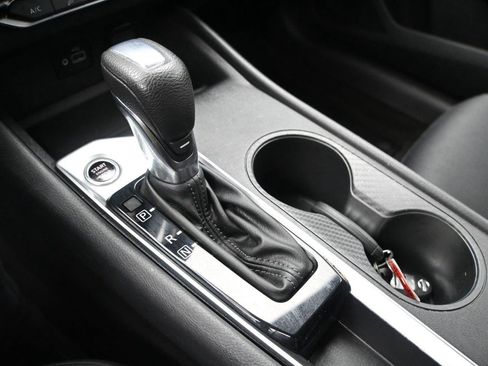 Certified 2022 Nissan Altima 2.5 S FWD image 5