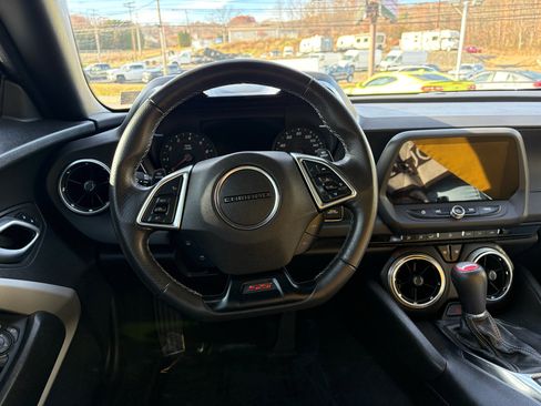 Used 2023 Chevrolet Camaro SS image 31