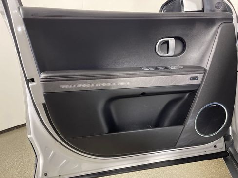 Certified 2024 Hyundai Ioniq 5 Limited RWD image 19