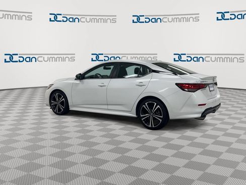 Used 2022 Nissan Sentra SR w/ Electronics Package FWD image 6