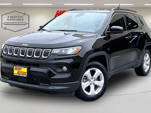 Used 2022 Jeep Compass Latitude AWD/4WD image 3