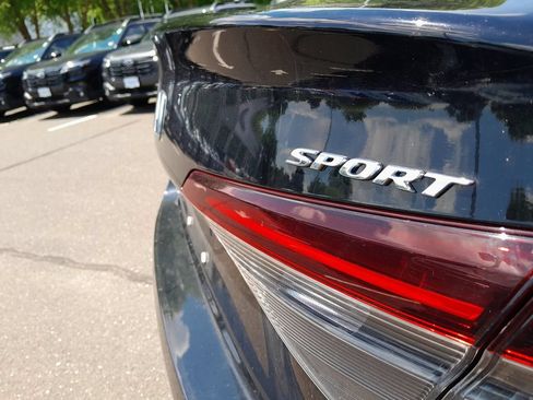 Used 2025 Honda Civic Sport image 40