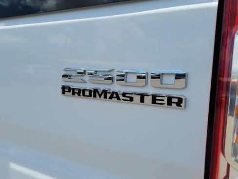 Used 2025 RAM ProMaster 2500 w/ U-Haul Equipment Group FWD image 29