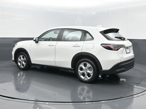 Certified 2025 Honda HR-V LX image 16