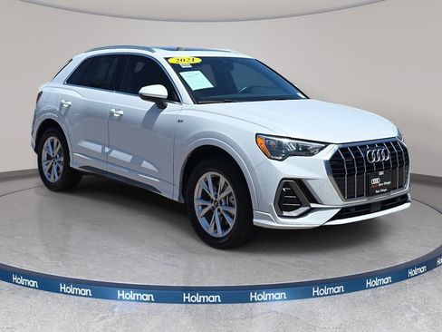 Used 2021 Audi Q3 2.0T Premium w/ Convenience Package AWD/4WD image 4