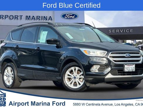 Certified 2018 Ford Escape SE image 1
