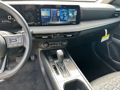 New 2026 Nissan Kicks SV w/ SV Premium Package image 26