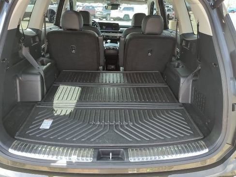 Used 2024 Kia Telluride SX Prestige w/ Towing Package image 26