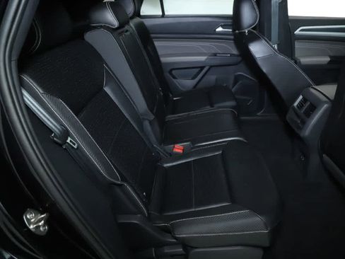 Certified 2021 Volkswagen Atlas Cross Sport SEL image 35