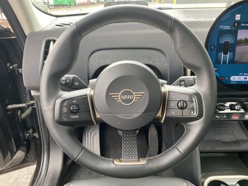 Used 2025 MINI Cooper Countryman S image 9