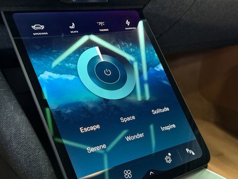 Used 2024 Lucid Air Touring image 25