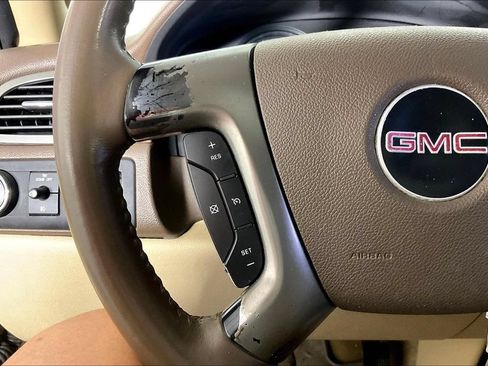 Used 2008 GMC Yukon XL SLT RWD image 24