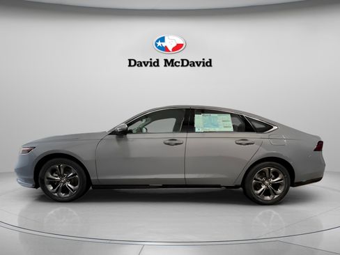 New 2026 Honda Accord EX-L image 2