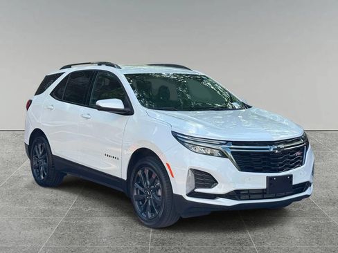 Used 2023 Chevrolet Equinox RS FWD image 9