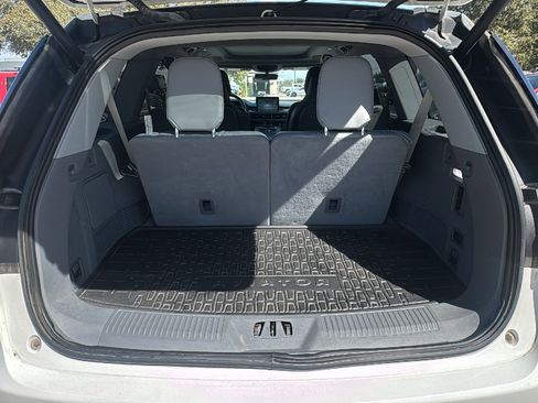 Used 2020 Lincoln Aviator Reserve w/ Equipment Group 202A image 25