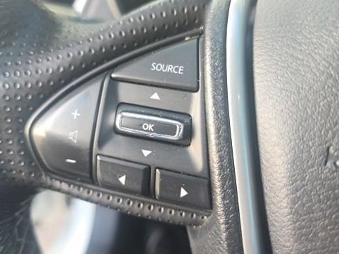 Used 2016 Nissan Maxima Platinum FWD image 18