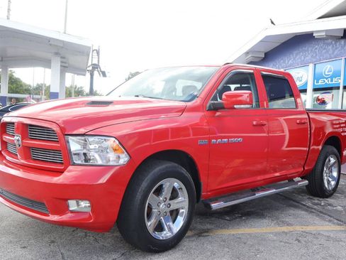 Used 2012 RAM 1500 Sport w/ Sport Premium Group RWD image 9