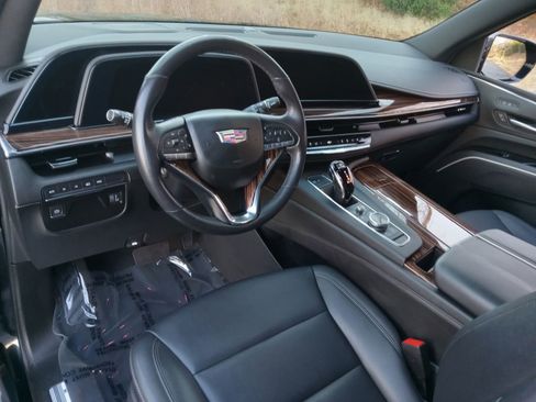 Used 2021 Cadillac Escalade ESV Luxury image 12