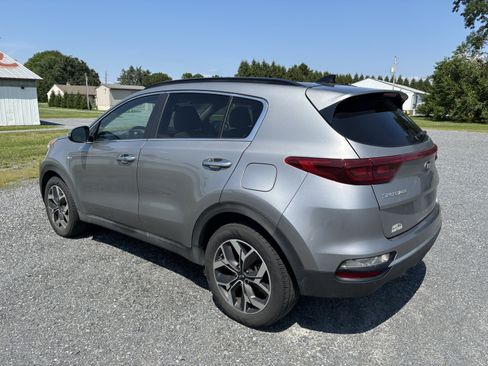 Used 2021 Kia Sportage EX w/ EX Technology Package AWD/4WD image 4