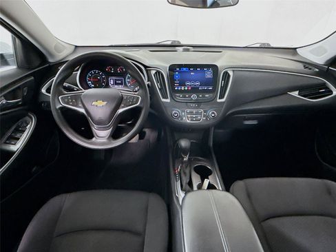 Used 2023 Chevrolet Malibu LT FWD image 30
