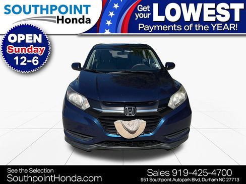 Used 2016 Honda HR-V LX image 2