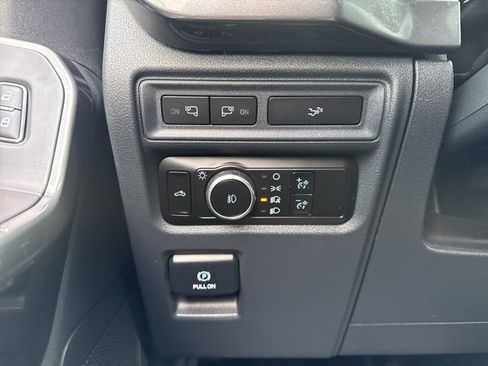 Used 2023 Ford F150 XLT w/ Equipment Group 302A High image 13