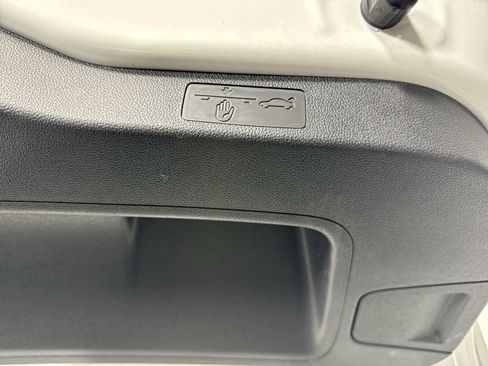 Used 2023 Volkswagen Jetta S image 33