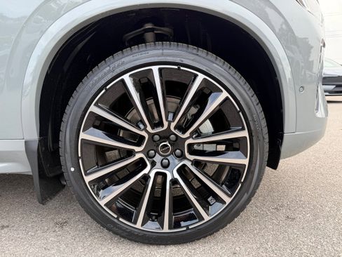 New 2026 Volvo XC90 B5 Plus image 7