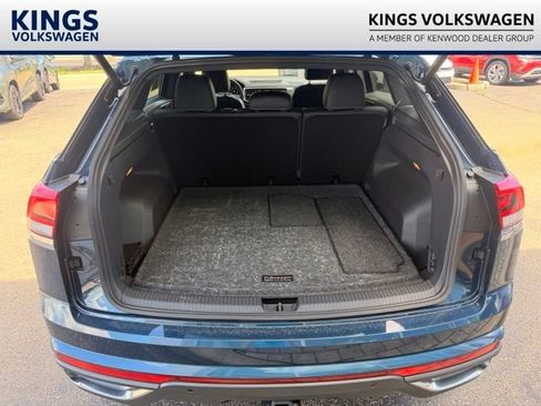 Used 2023 Volkswagen Atlas Cross Sport SE AWD/4WD image 14