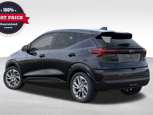 New 2027 Chevrolet Bolt LT w/ Comfort Package FWD image 2
