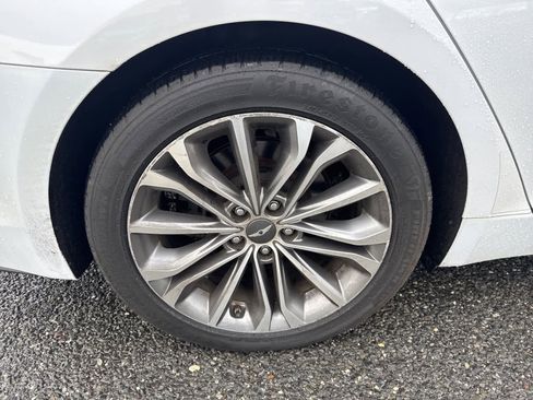 Used 2015 Hyundai Genesis 3.8 w/ Option Group 03 image 28