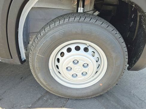 New 2026 RAM ProMaster 2500 FWD image 17