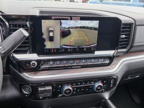 New 2026 GMC Sierra 2500 SLT image 18