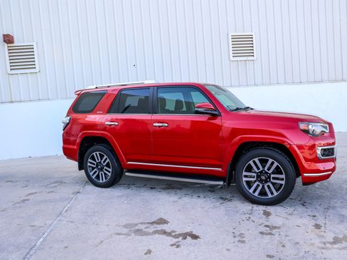 Used 2023 Toyota 4Runner Limited image 6