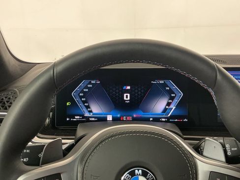 Certified 2026 BMW X7 M60i w/ Executive Package AWD/4WD image 10